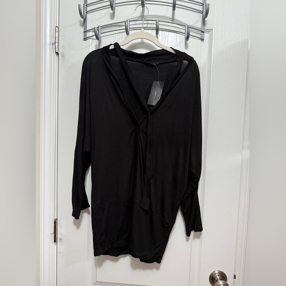 BCBG Max Azria Jersey Attached Tie Neck Scarf Blouse Women’s L Black Silk Rayon - Picture 1 of 16